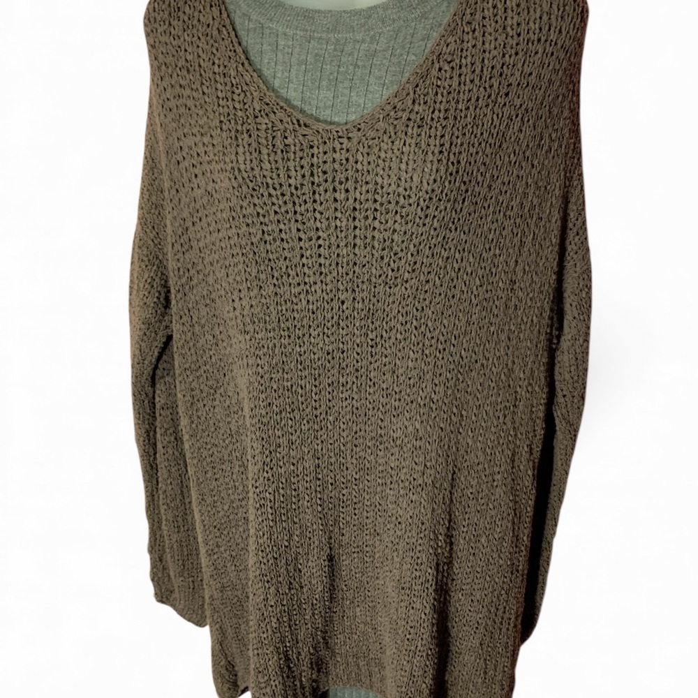Margaret O'Leary V-Neck Sweater - Brown (item#10095)